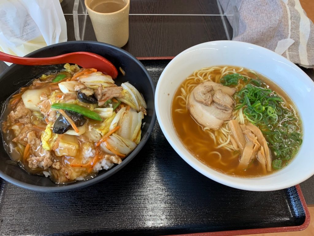 中華丼とラーメン